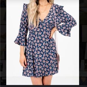 NWT LE LIS Navy Floral ¾ sleeve dress sz small